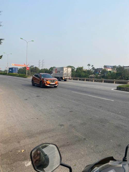Nhà phố Phan Xích Long, 20m2, 4 tầng BTCT, 6 phòng ngủ, giá 6,5 tỷ, sở hữu ngay!